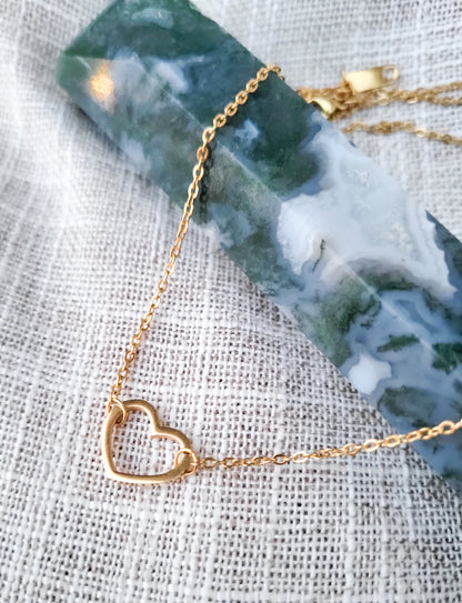 Amora Necklace